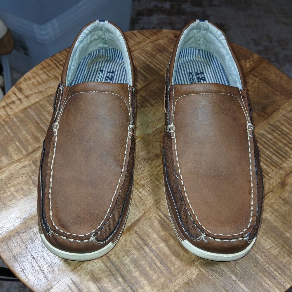 Izod Hayward mens 10.5 slip on Loafer shoes Brown Comfort Everyday Wear Work - Picture 4 of 12